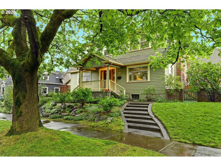 Property Photo:  3829 NE 28th Ave  OR 97212 