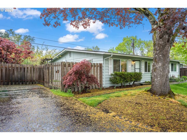 Property Photo: 5566 SW Erickson Ave OR 97005