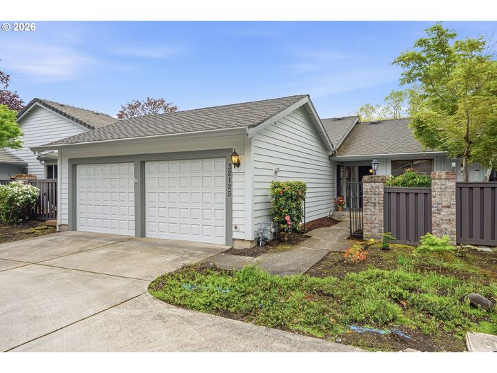 Property Photo:  32125 SW Cypress Pt  OR 97070 