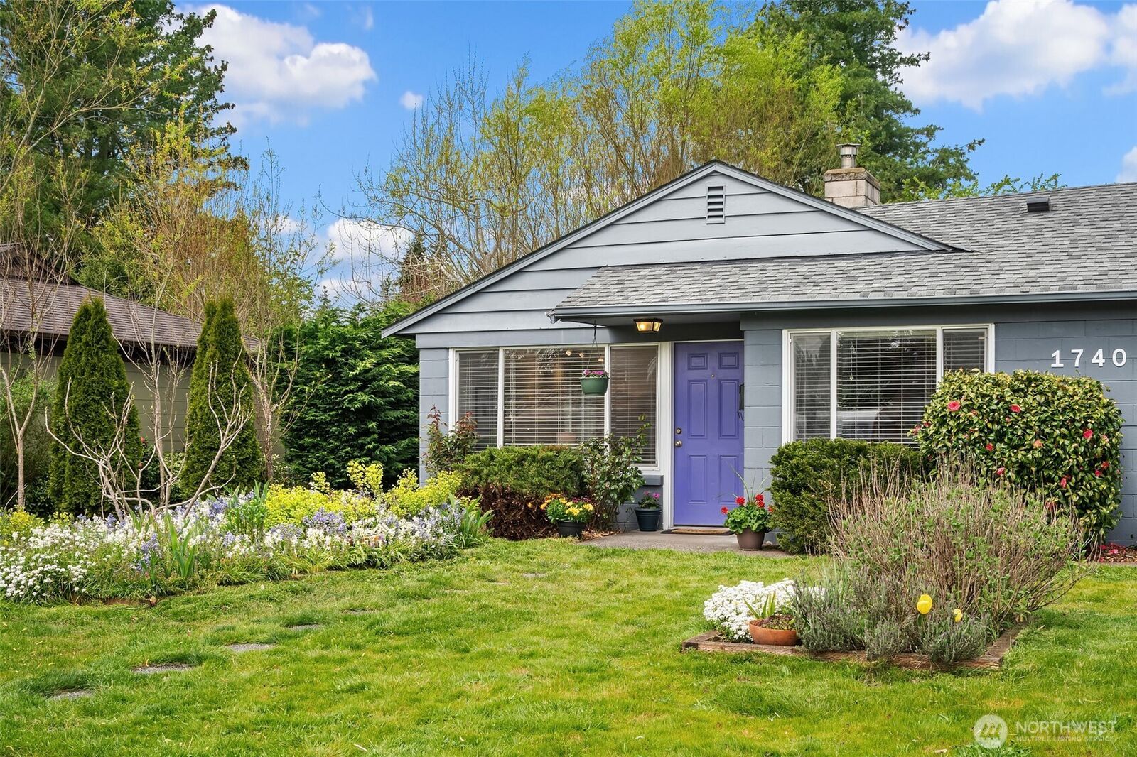 Property Photo:  1740 NE 136th Street  WA 98125 