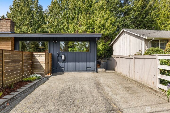 Property Photo:  1824 SW 146th Street  WA 98166 