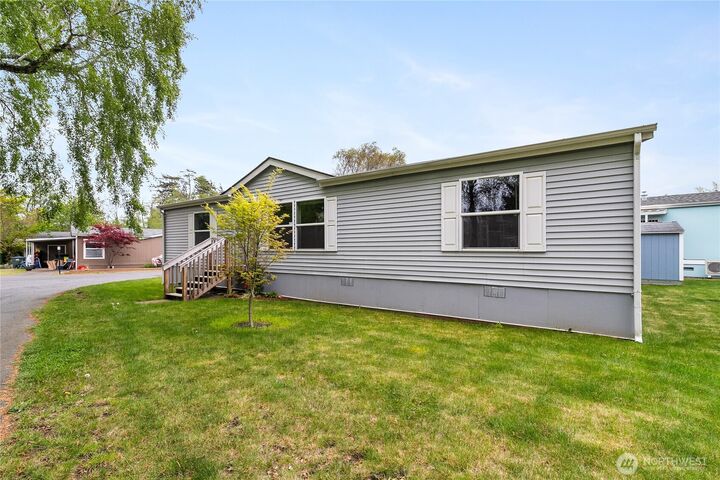 Property Photo:  2350  Douglas Road 30B  WA 98248 