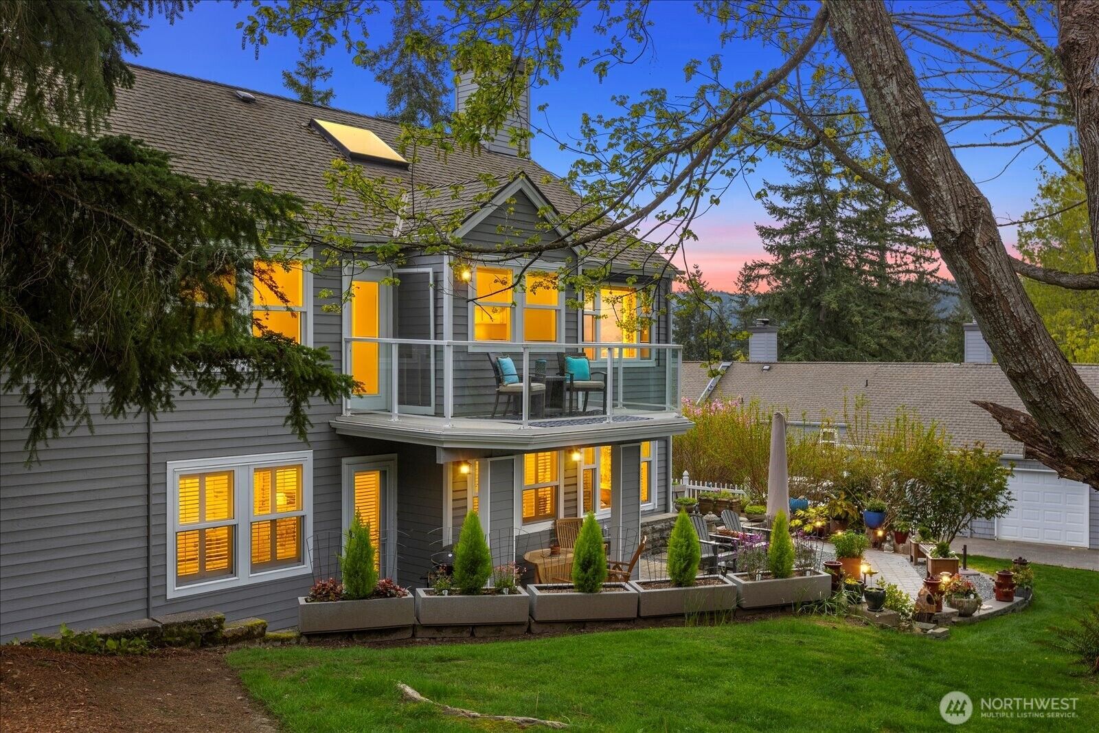 Property Photo:  4049  Providence Point Drive SE  WA 98029 