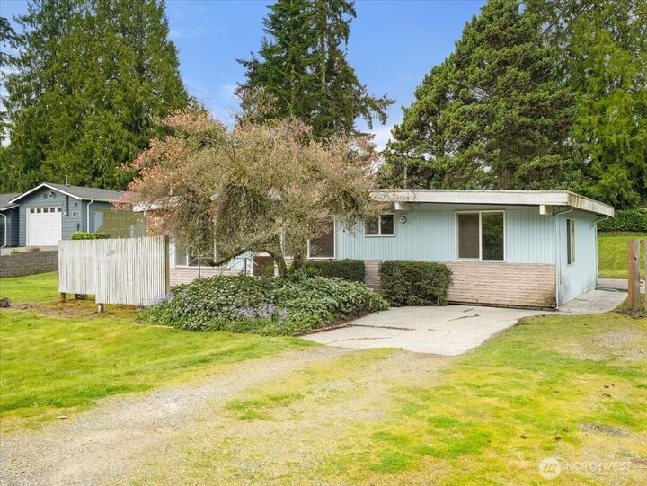 Property Photo:  23330  38th Place W  WA 98036 