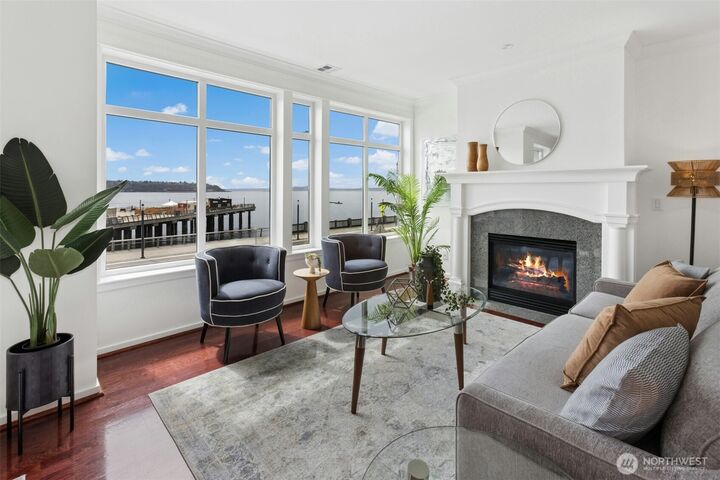 Property Photo:  1900  Alaskan Way 216  WA 98101 