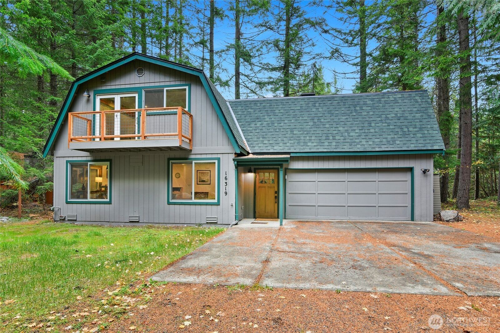 Property Photo:  16319  Alpine Drive E  WA 98022 