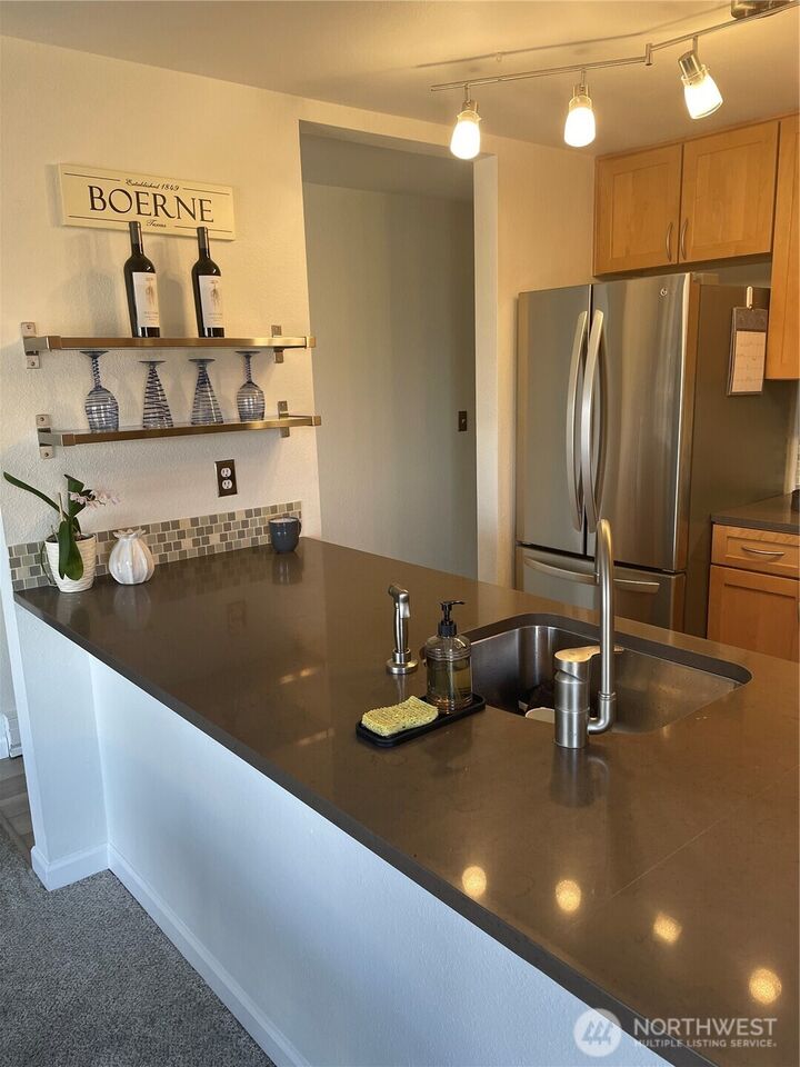 Property Photo: 4000 24th Avenue W 202 WA 98199