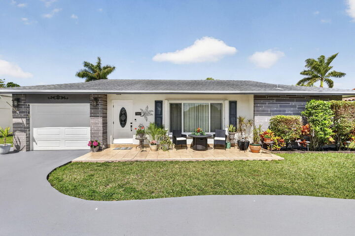 Property Photo:  7005 NW 95th Terrace  FL 33321 