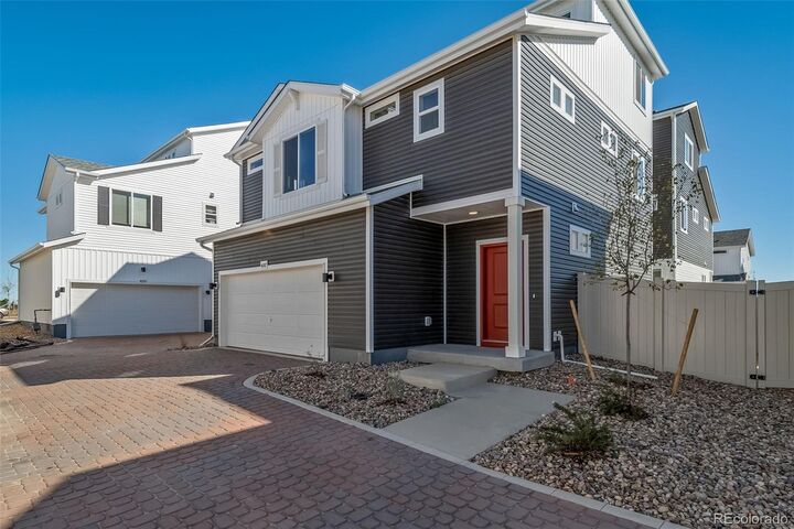 Property Photo:  620 Wagon Wheel Way  CO 80102 