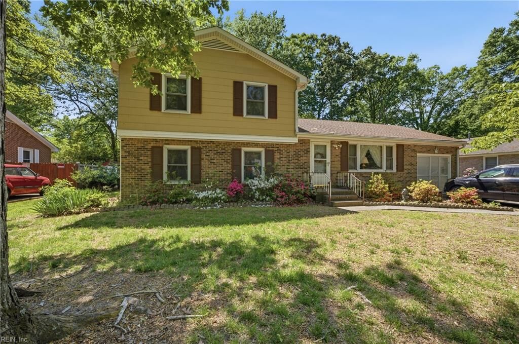 Property Photo: 5405 Greenbrook Dr VA 23703