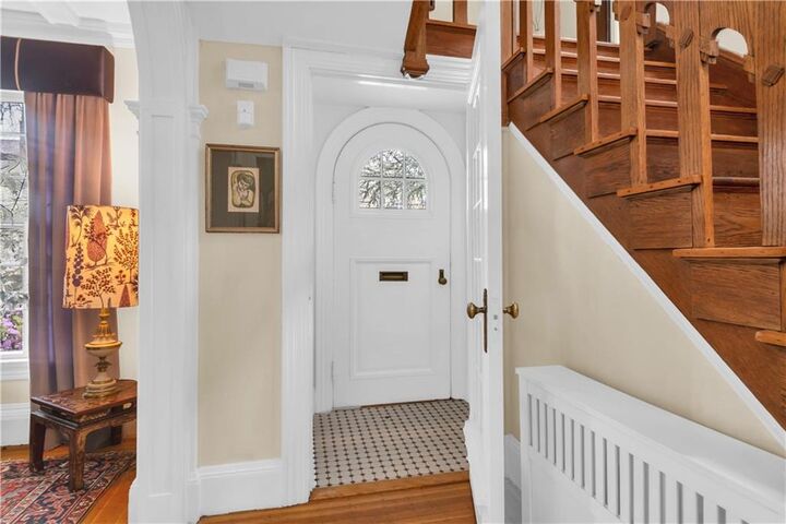 Property Photo:  404 Lloyd Avenue 404  RI 02906 