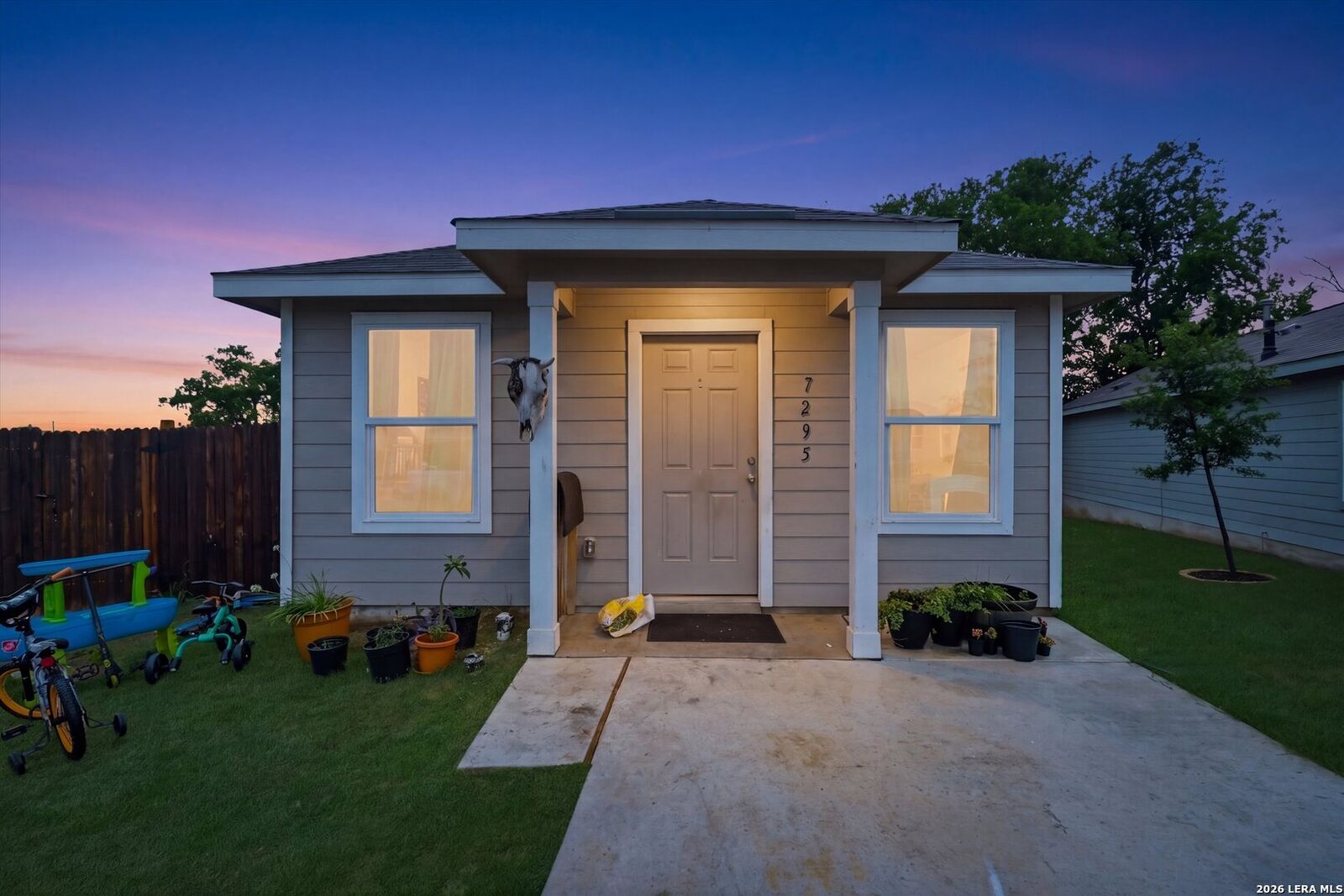 Property Photo: 7295 Pasture Run TX 78252
