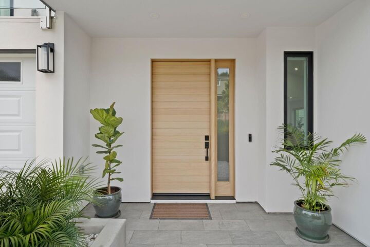 Property Photo:  754 Cordilleras Avenue  CA 94070 