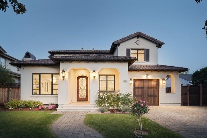 Property Photo:  644 Wellsbury Way  CA 94306 