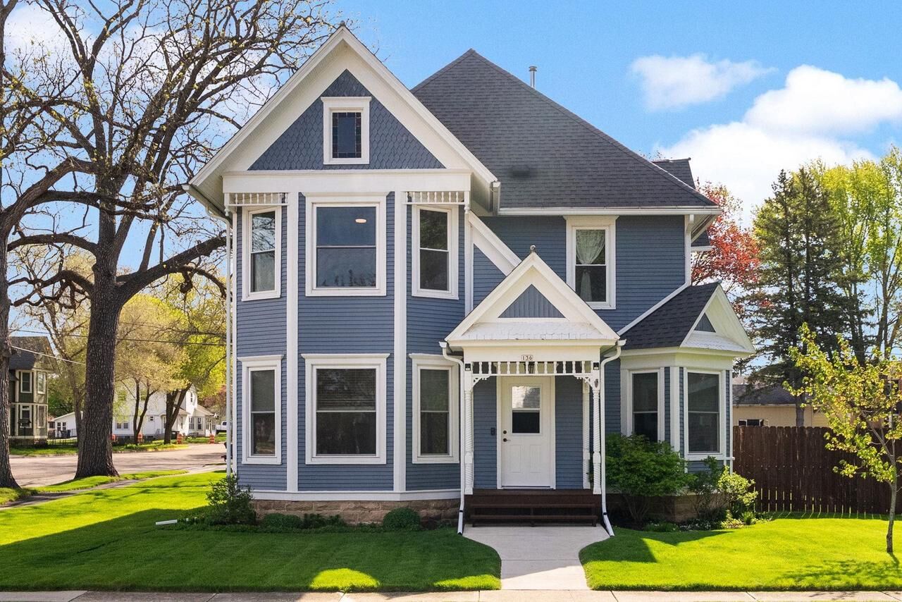 Property Photo:  136 N Lincoln Street  WI 53955 