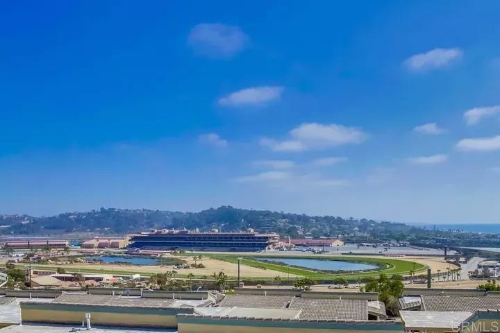 Property Photo:  823 Sea Turf Circle  CA 92075 