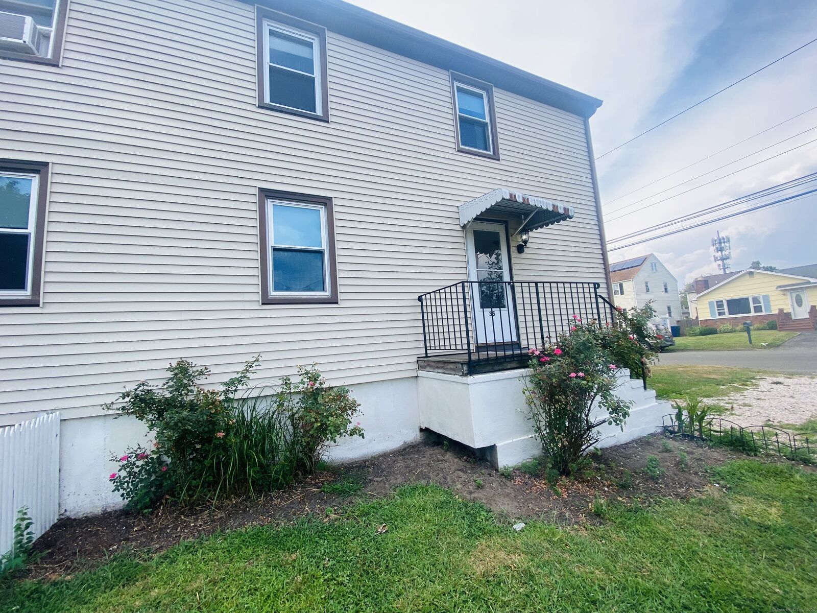 Property Photo:  35 Harding Avenue  CT 06615 