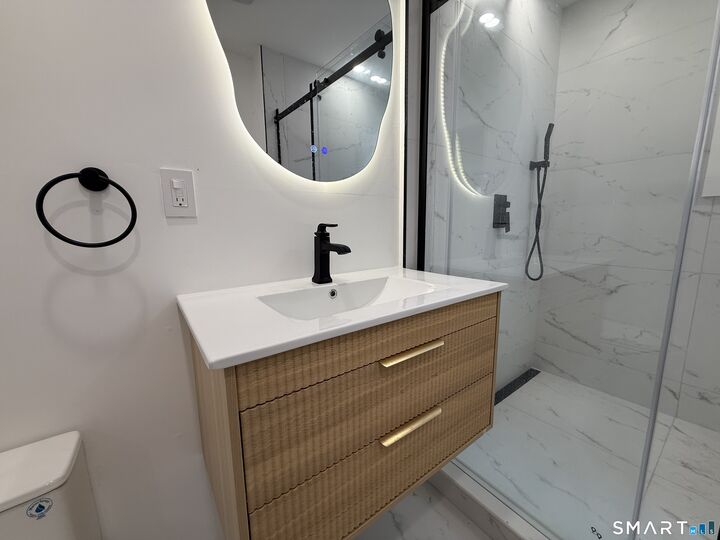 Property Photo:  21-23 Elliott Street  CT 06114 