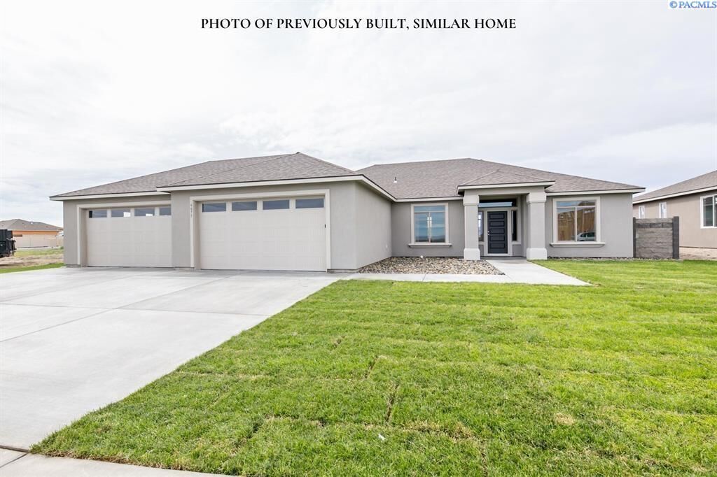 Property Photo:  6717 Lazy B Dr  WA 99301 