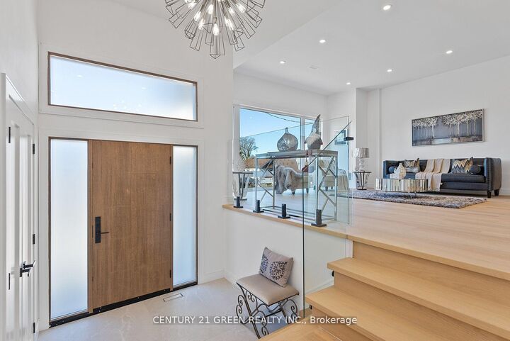 Property Photo:  67 Bexhill Avenue  ON M1L 3B7 