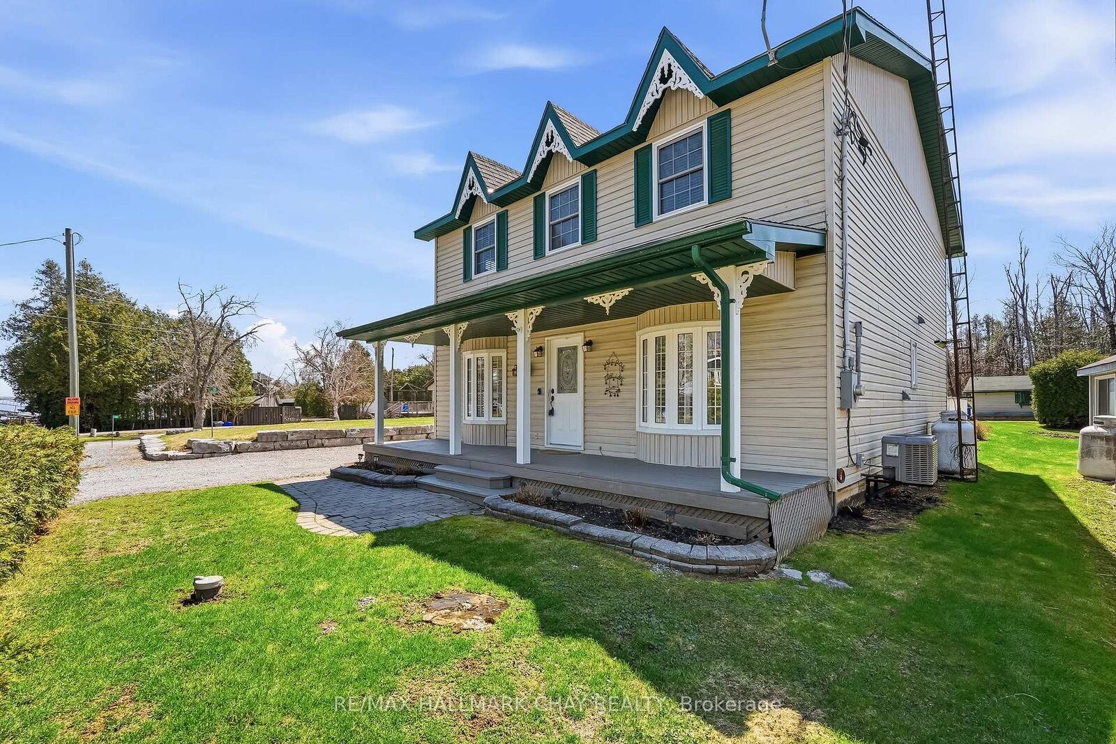 Property Photo: 24 Cedar Dale Drive ON K0M 2B0