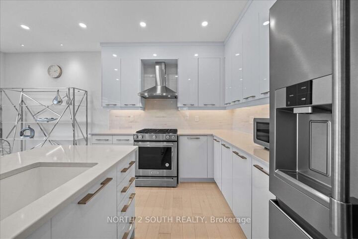 Property Photo: 118 Berkely Street ON L9Z 0K5