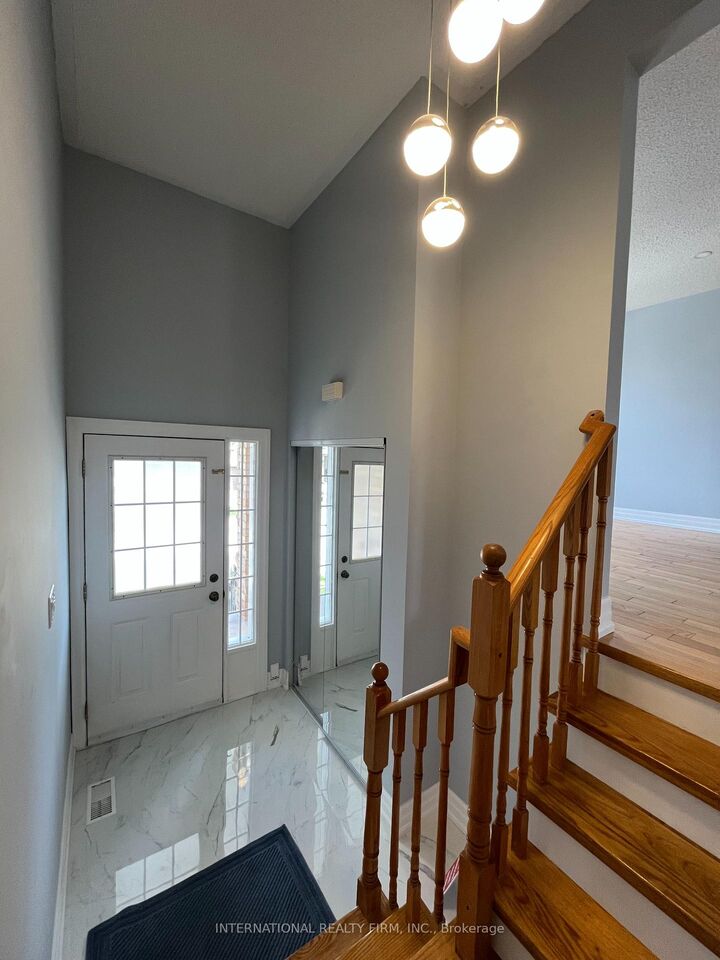 Property Photo: 44 Natale Court ON L3Z 3B1