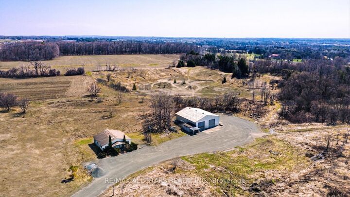 Property Photo: 4971 Bloomington Road ON L4A 7X3