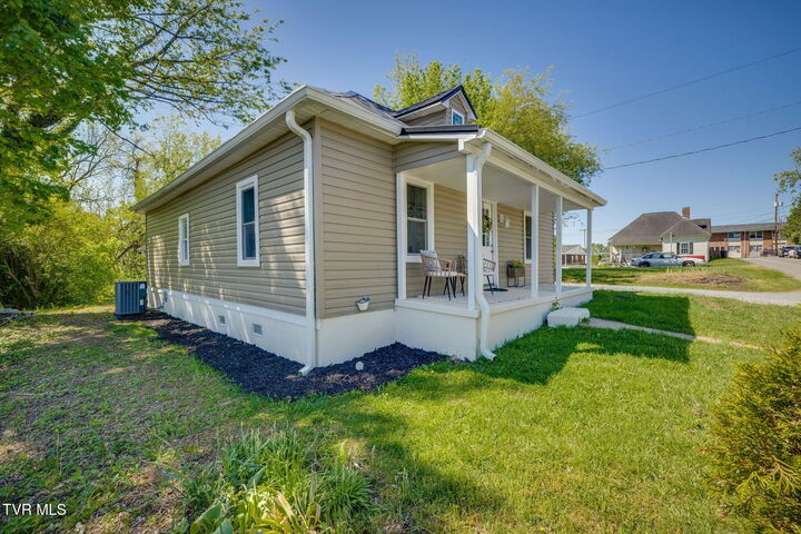Property Photo:  112 Melrose Street  TN 37620 