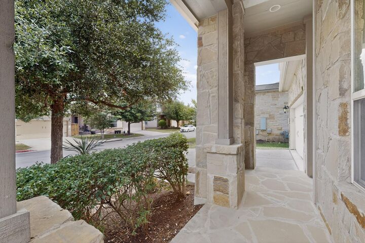 Property Photo:  10917 Hidden Caves 31  TX 78726 