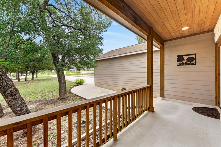 Property Photo:  606 Rogart Drive  TX 78669 