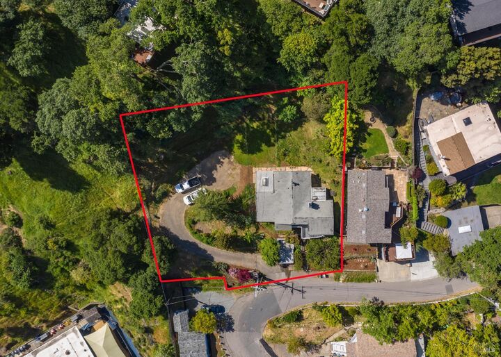 Property Photo:  31 Martens Boulevard  CA 94901 