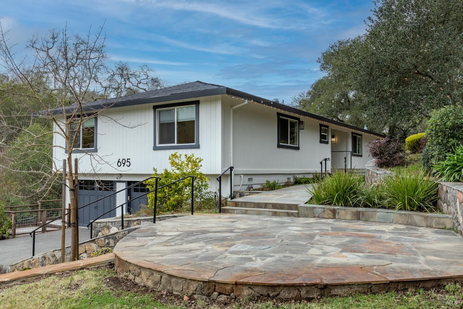 Property Photo:  695 Chiquita Road  CA 95448 