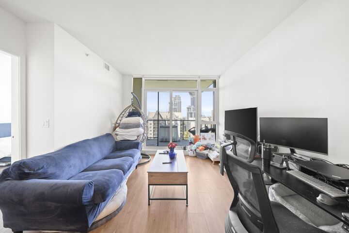 Property Photo: 585 Austin Avenue 1708 BC V3K 0G6