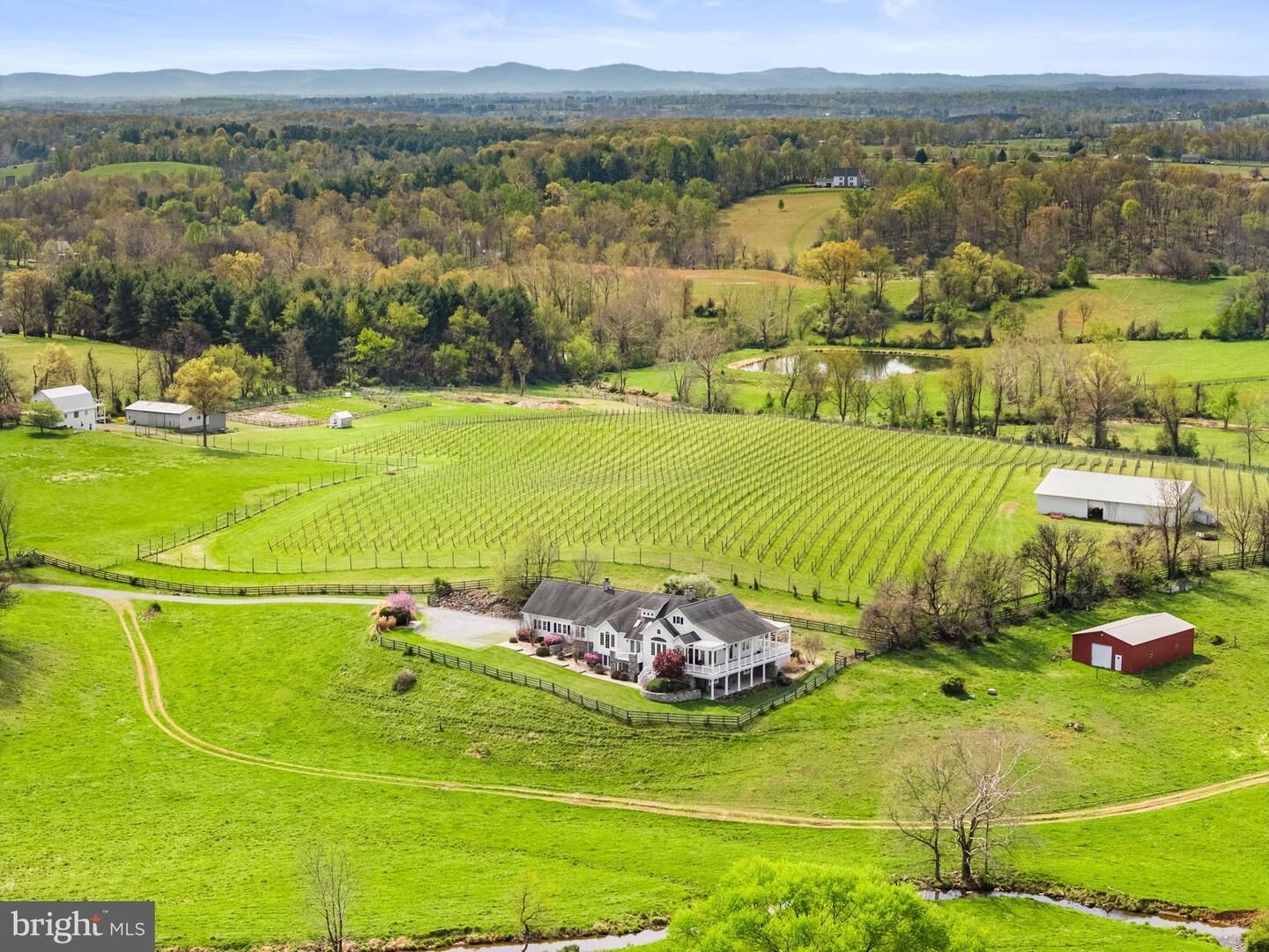 Property Photo:  35047 Snickersville Turnpike  VA 20141 