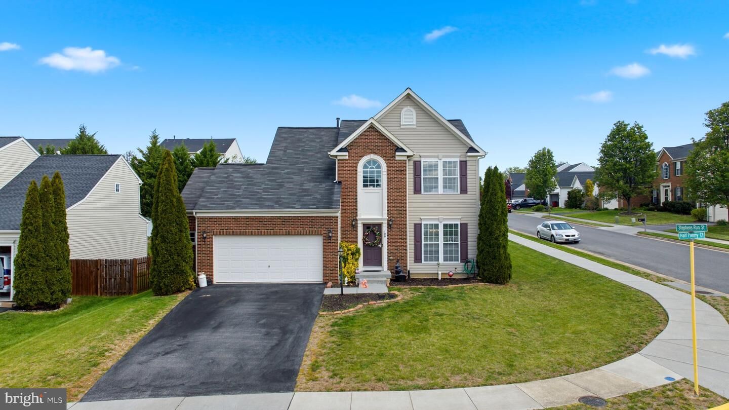 Property Photo:  100 Half Penny Court  VA 22655 