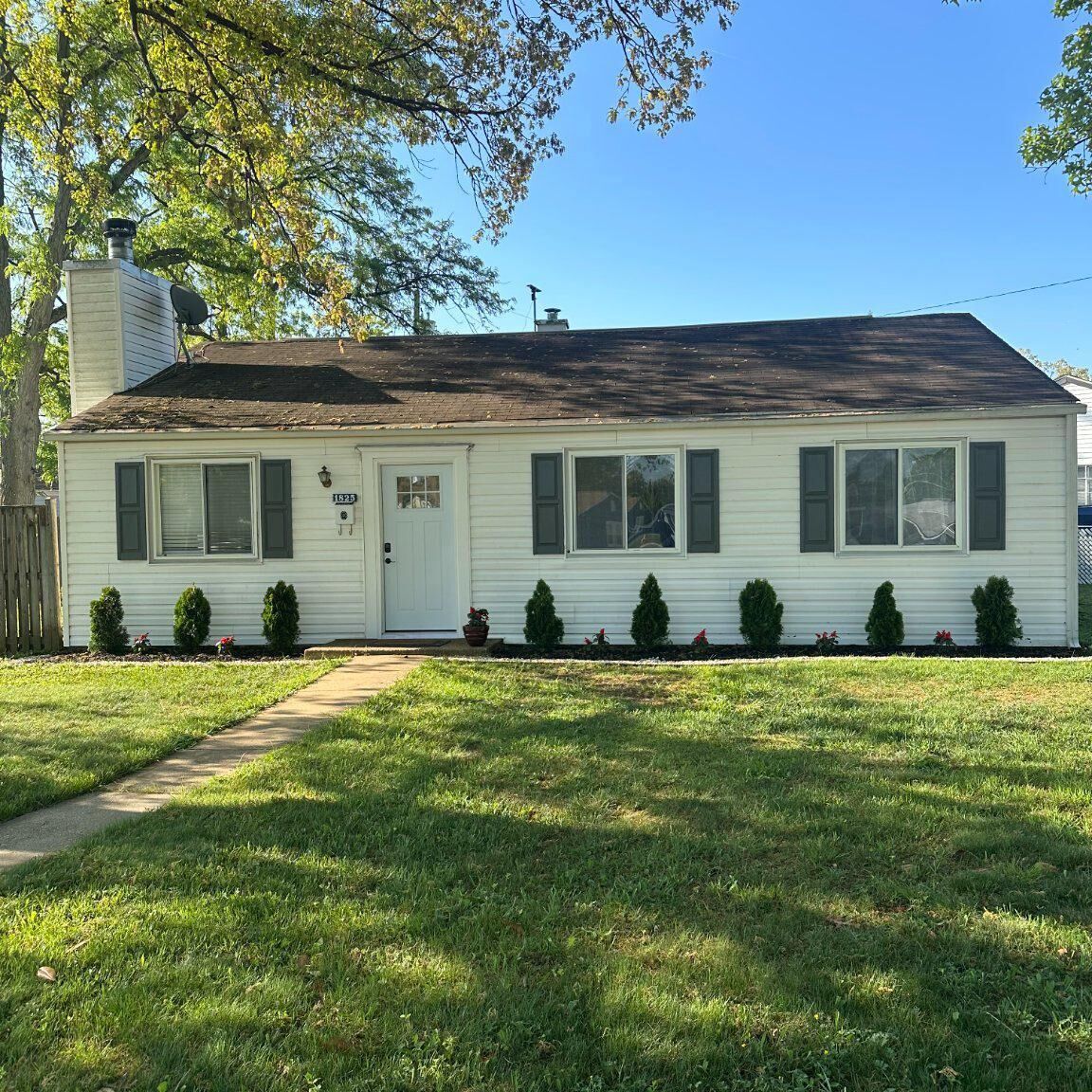 Property Photo:  1825 Maltravers Road  MD 21060 