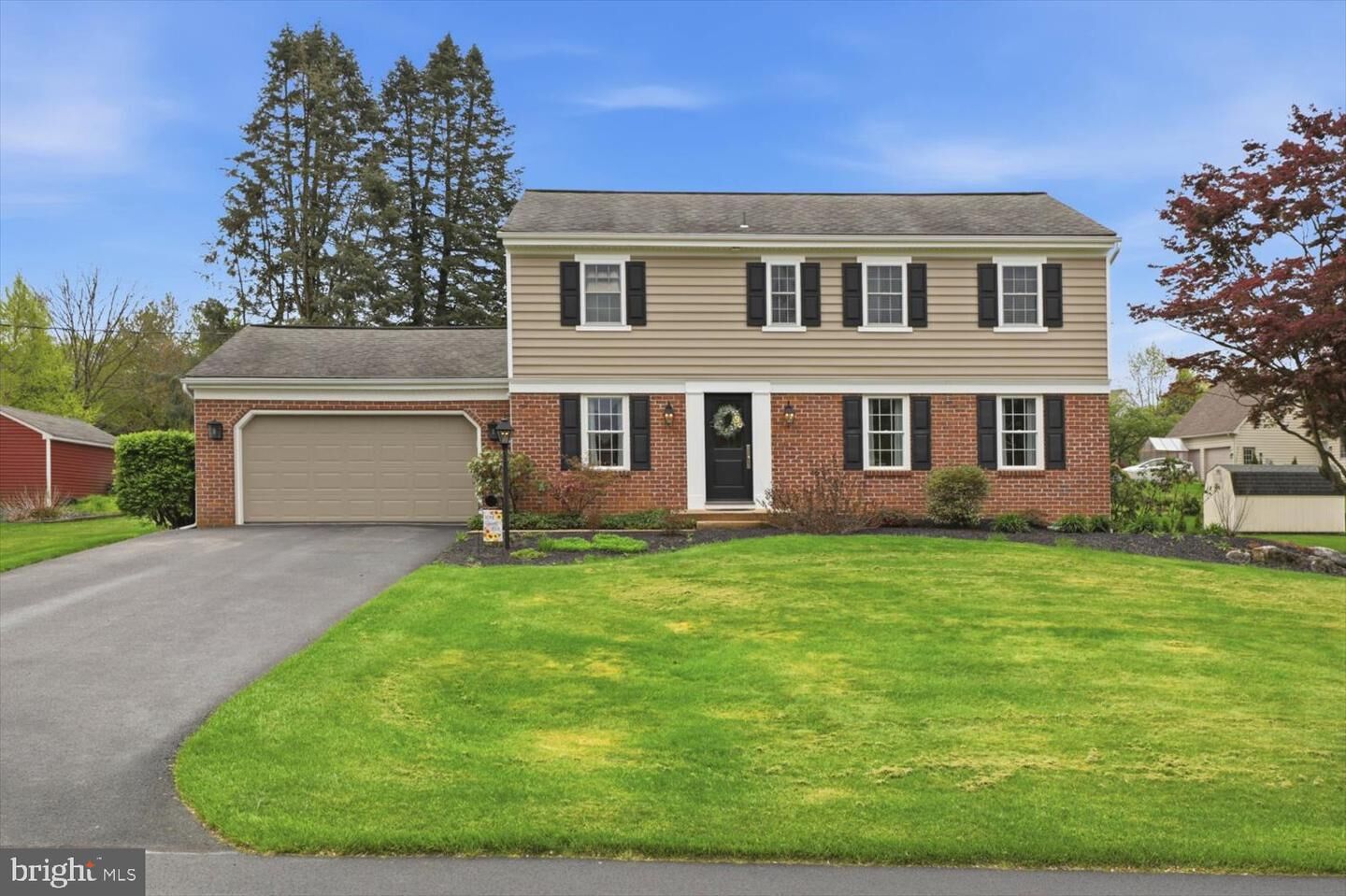 Property Photo: 2182 Veumont Drive PA 17601
