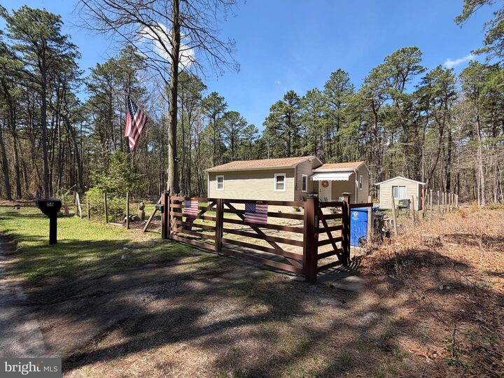 Property Photo:  58 Arenthusa Avenue  NJ 08015 