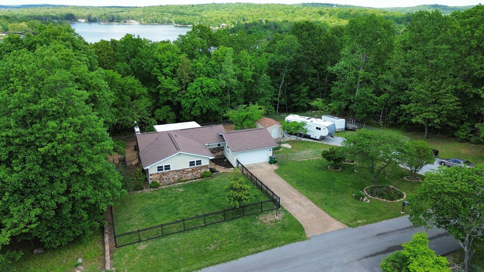 Property Photo:  300 Victoria Drive  AR 72512 