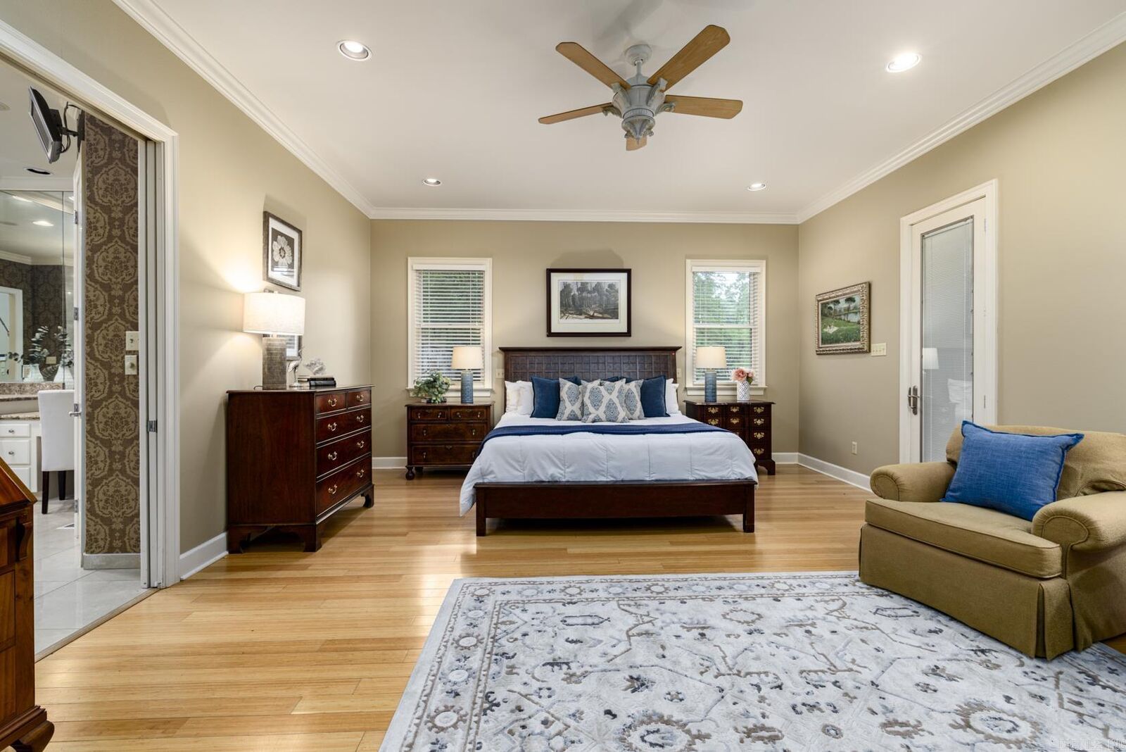 Property Photo:  18 St Johns Place  AR 72207 