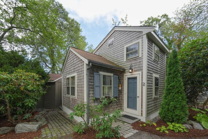 Property Photo:  262 Bradford Street U2  MA 02657 