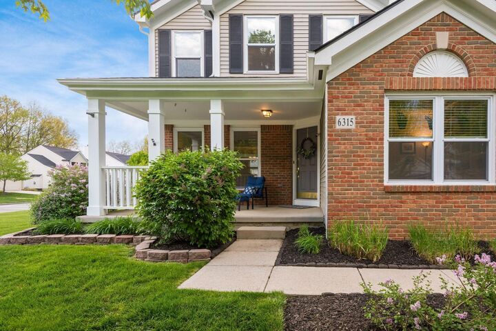 Property Photo:  6315 Steinbeck Way  OH 43082 