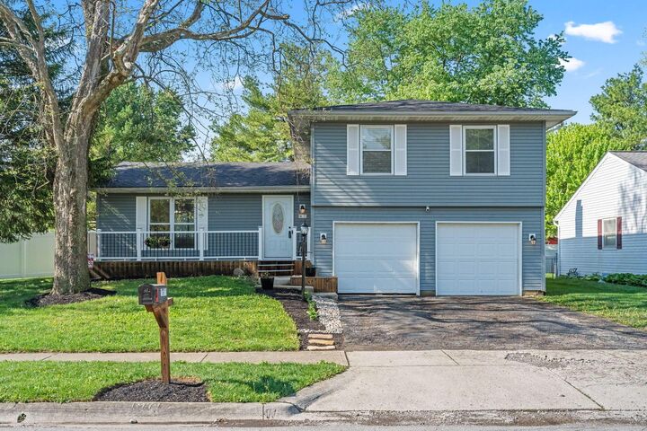 Property Photo:  1971 New Market Drive  OH 43123 