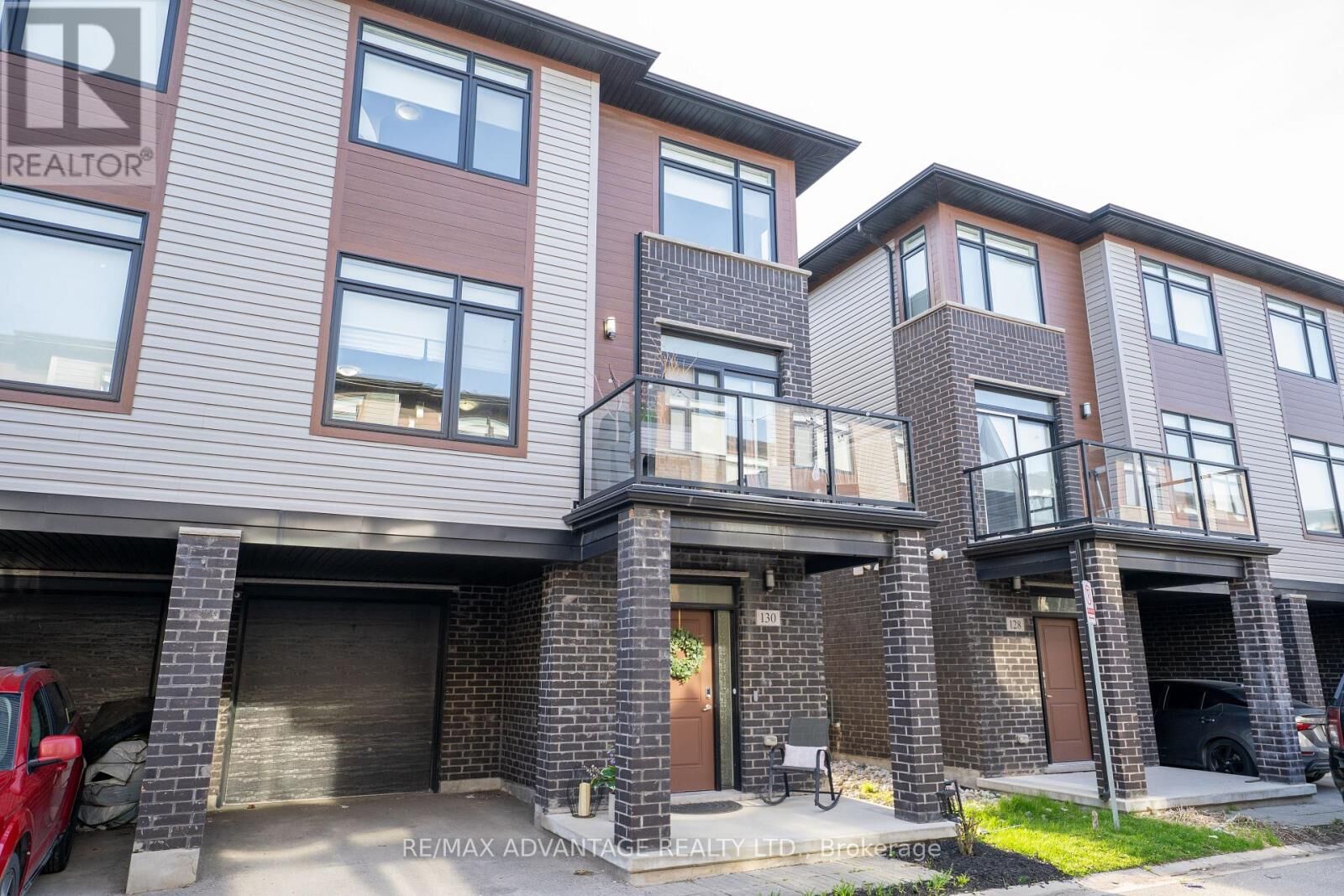 Property Photo: 3260 Singleton Avenue 130 ON N6L 0E7