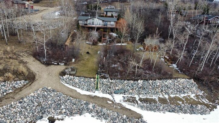 Property Photo:  232 Lakefront Road  MB R0J 0X0 