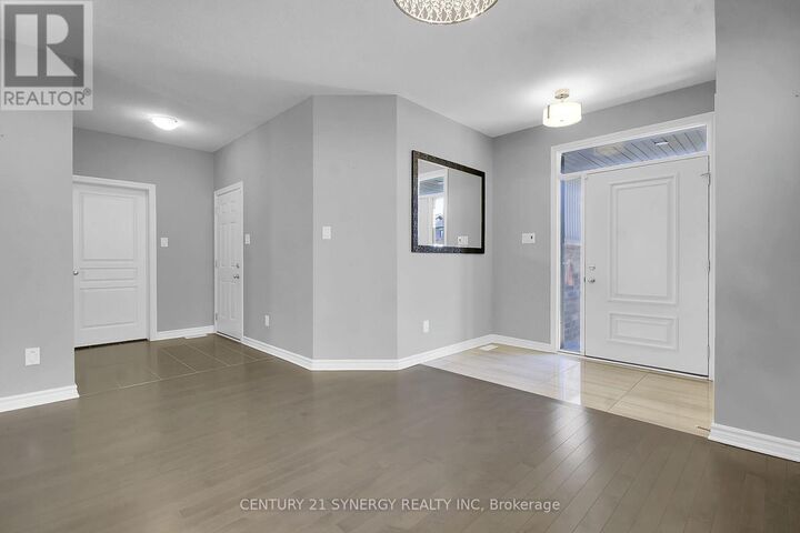 Property Photo: 1107 Beckett Crescent ON K2S 0Z3