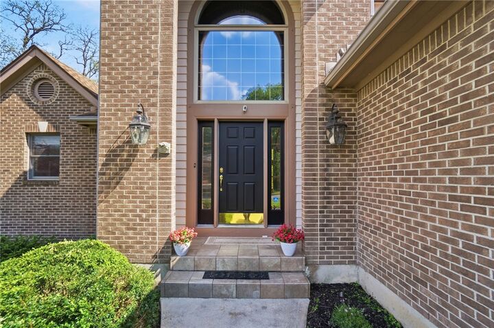 Property Photo:  296 Timberleaf Drive  OH 45430 