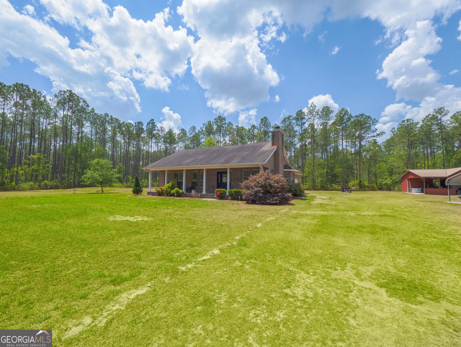 Property Photo: 41371 Old Dixie Highway GA 31537