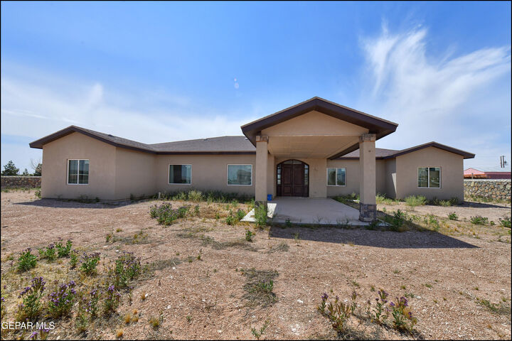 Property Photo: 13360 Ayla Road TX 79938